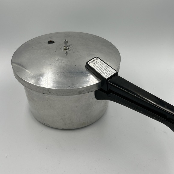 Presto Pressure Cooker 4 Quart A403A Vintage Missing  Jiggler 1970's - Picture 2 of 7